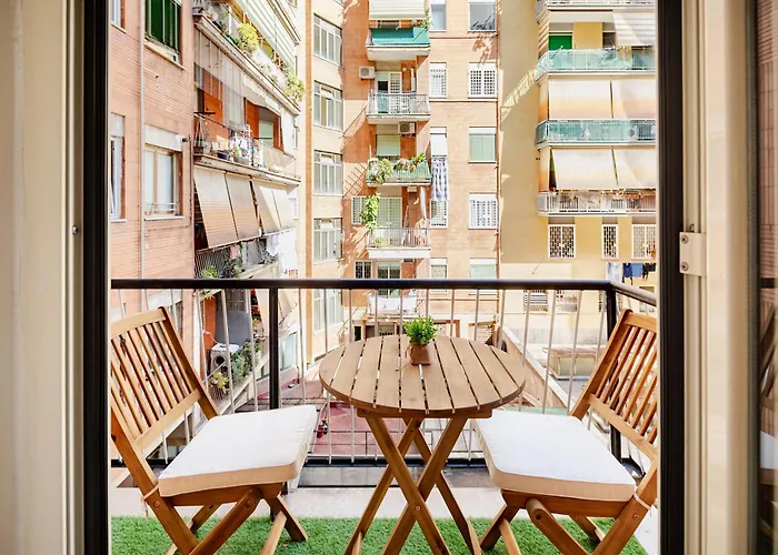 Charming New Flat Near Metro - Sleeps * Rzym